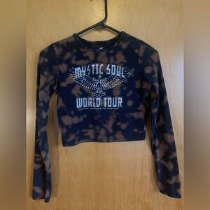 Hollister Graphic Crop Top